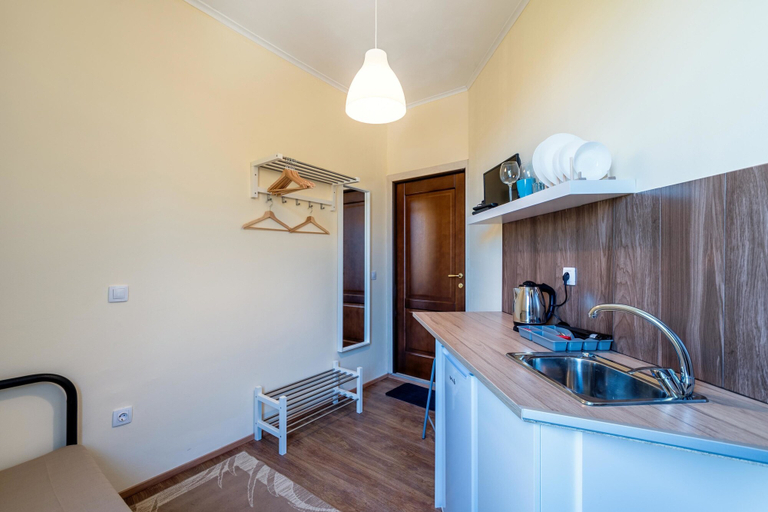 Others 4, easyApartments on Budapeshta str., Stolichna