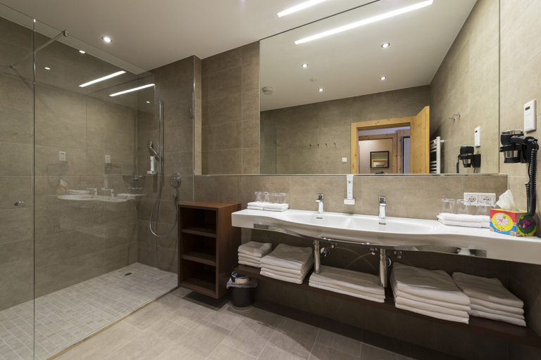 Bathroom 3, Gasthof Bichl Alm, Kitzbühel
