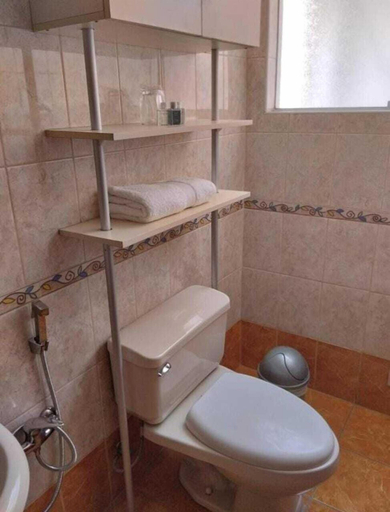 Bathroom 3, Xima Central Tacna, Tacna