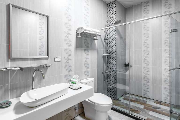 Bathroom 5, MAMBO Boutique Hotel, Pingtung