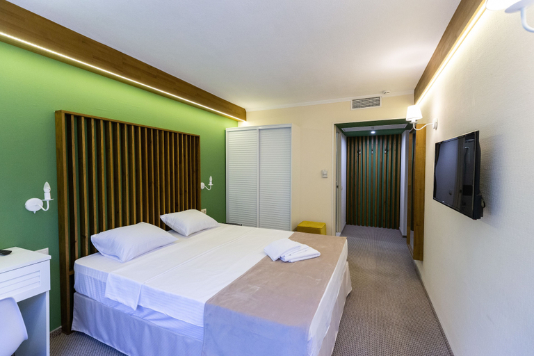 Bedroom 3, Portobello Sochi Hotel, Sochi gorsovet