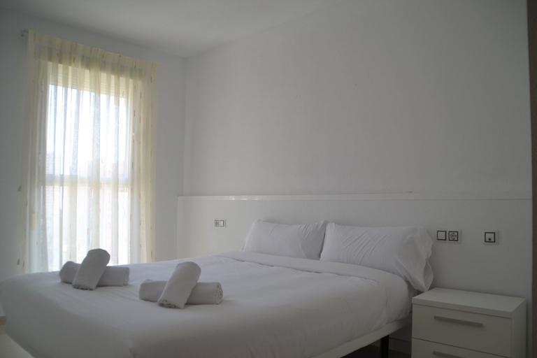 Bedroom 3, Edifico Capri by Beni4u, Alicante
