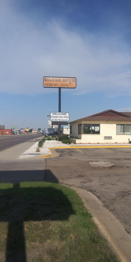 Exterior & Views 2, Silver Spur Vintage Inn & Suites, Ford