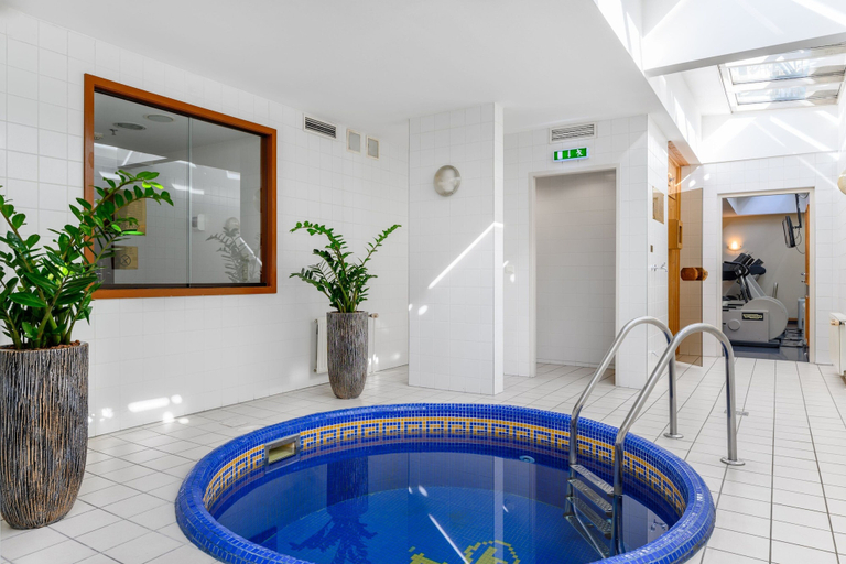 Sport & Beauty 2, Millennium Court Marriott Executive Apartments, Budapesti