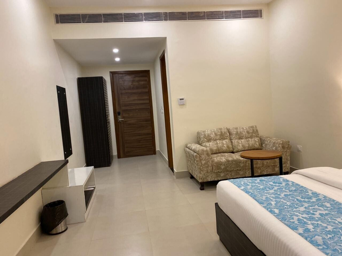 Bedroom 2, Hotel Jasmine Grand, Nainital