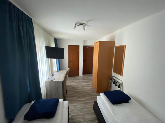 Bedroom 3, Hotel Restaurant Cala Luna, Marburg-Biedenkopf