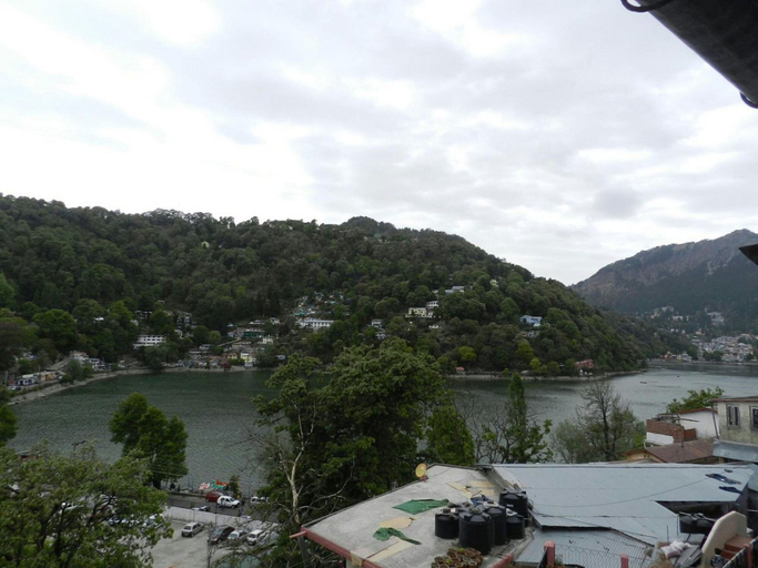 Others 5, Goroomgo Payal Mall Road Nainital, Nainital