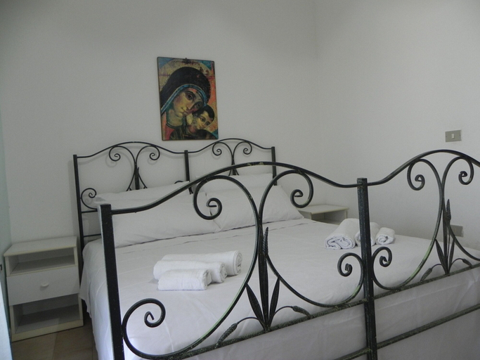 Room 5, Fantastico San Teodoro AMB01, Nuoro