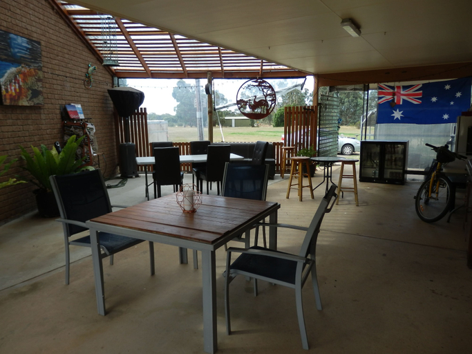 Food & Drinks 4, Mountain View Motor Inn & Holiday Lodges, N. Grampians - Stawell