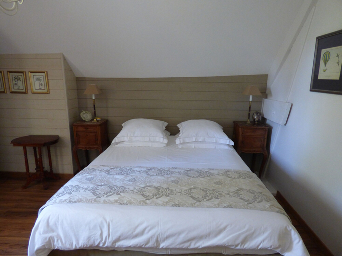 Bedroom 4, La Pomélie, Indre-et-Loire
