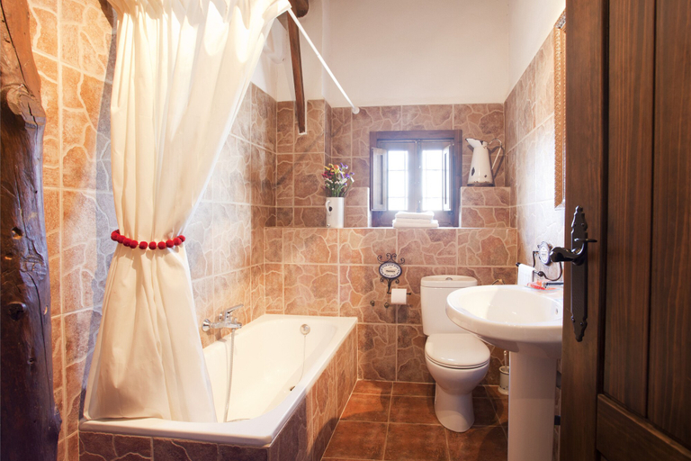 Bathroom 3, Alojamiento rural El Cortijuelo, Granada