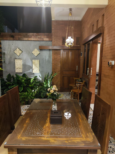 Dining Room 2, KOE Homestay, Sleman