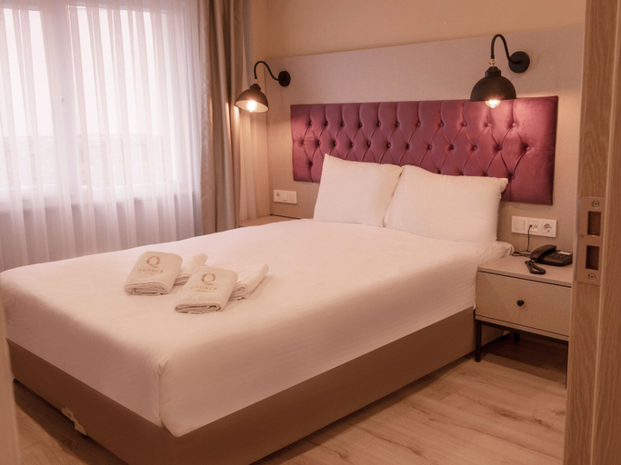 Bedroom 3, The Lola Hotel, Fatih