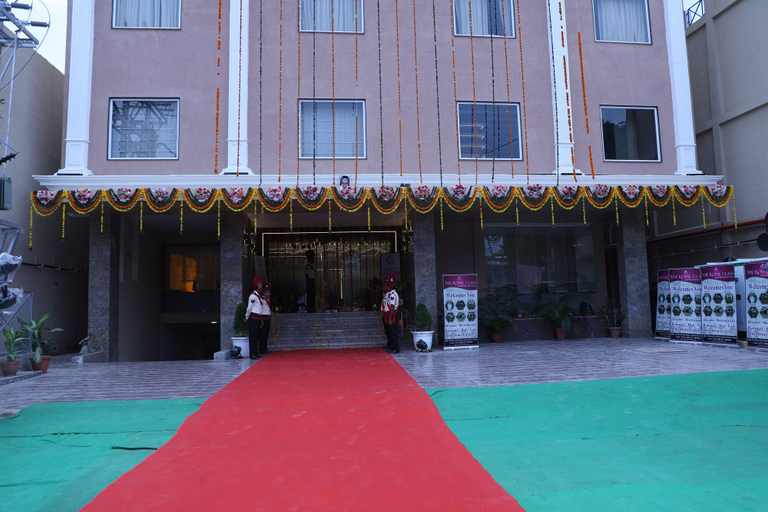 Exterior & Views 2, The Royal Class Hotel, Gwalior