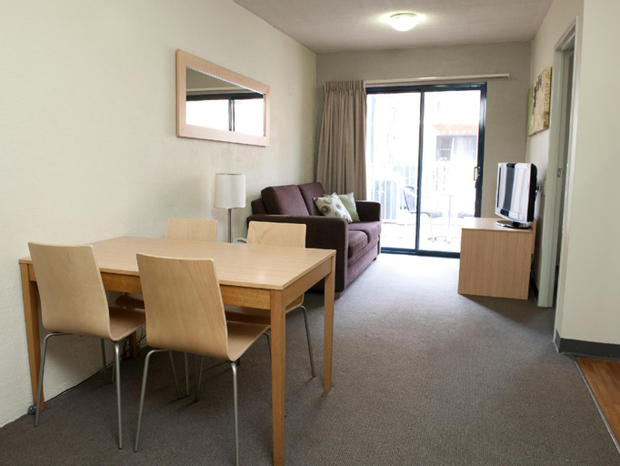 Dining Room 1