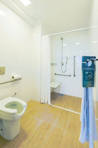 Bathroom 5, ibis Styles Confins Aeroporto, Lagoa Santa