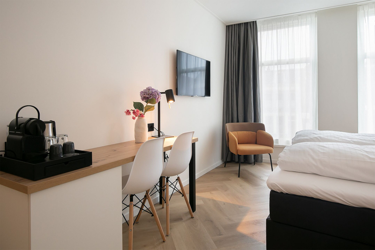 Bedroom 5, Snoozz Hotels, Bolsward