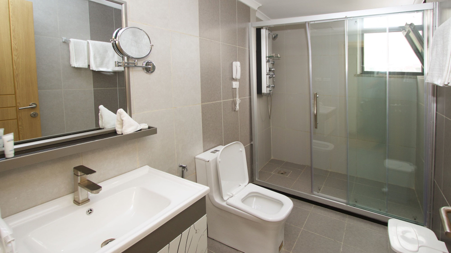 Bathroom 4, Yober Hotel, Addis Abeba