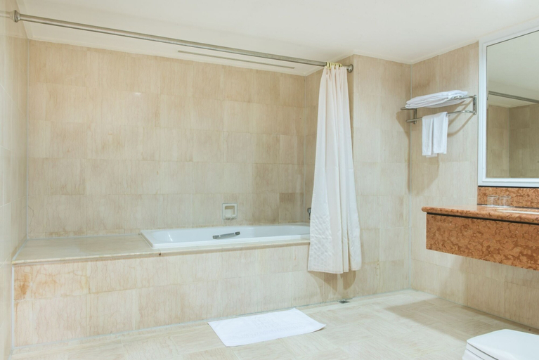 Bathroom, Hometel Hotel Kaohsiung, Kaohsiung