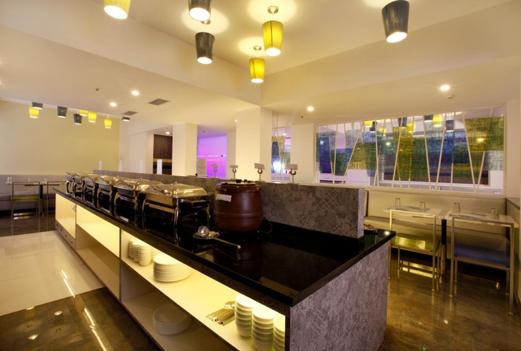 Food & Drinks 5, Bizz Tamanna Hotel Hinjawadi, Pune, Pune