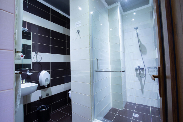 Bathroom 4, Kantar Hotel, Yerevan