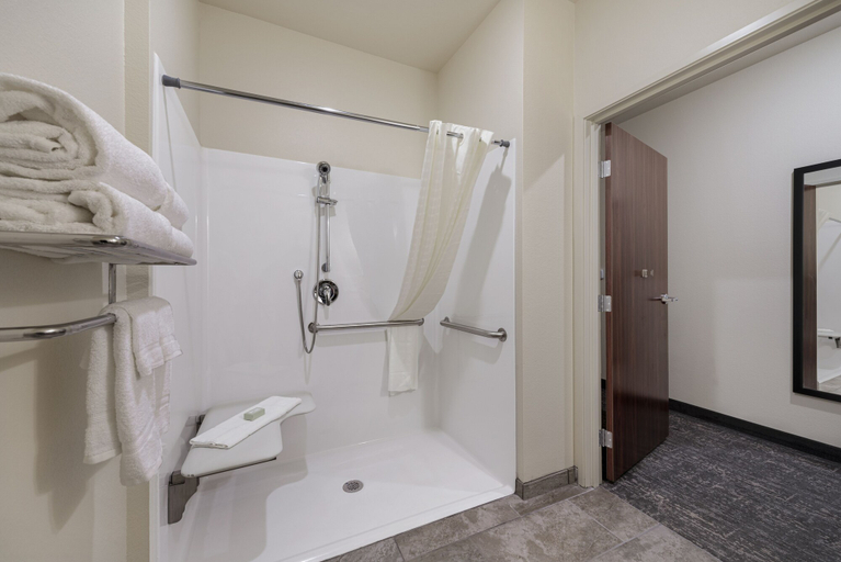 Bathroom 4, Cobblestone Inn & Suites - Brookville, Franklin
