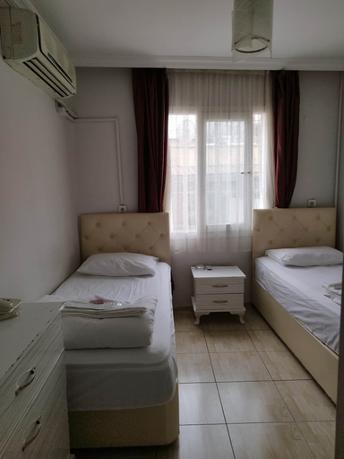Bedroom 4, Otel Orkun, Konak