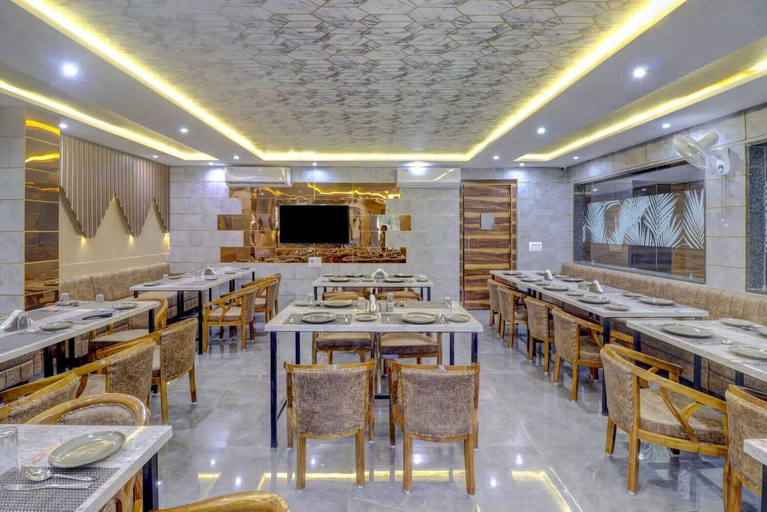 Food & Drinks 5, Hotel Anand Villa, Agra