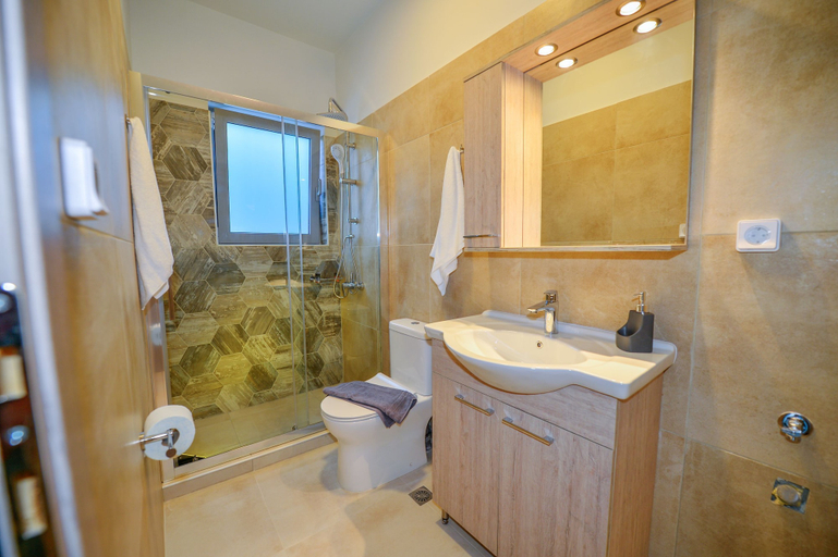 Bathroom 4, Villa Adriana - Anemomili Village, Crete