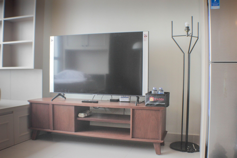 Others 2, Warm and Cozy Studio at Springlake Summarecon Apartment By Travelio, Bekasi