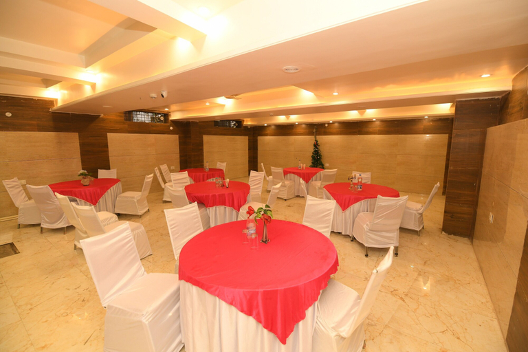 Food & Drinks, Hotel LD Prime, Jaipur