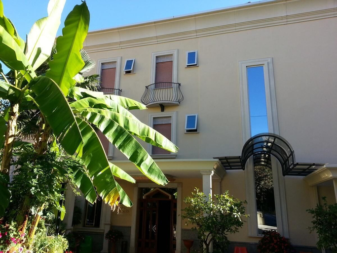 Exterior & Views 2, ALBERGO RISTORANTE BELSITO FIUGGI Nhost, Frosinone