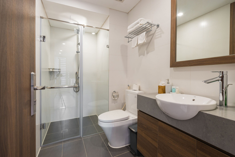 Bathroom 4, Narcissus Hotel and Apartment, Hoàn Kiếm