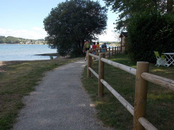 Others 5, Le Camping St Etienne, Aveyron