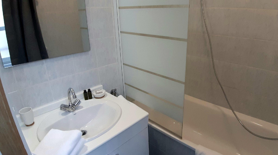 Bathroom 2, L'appart de la Devise, Gironde