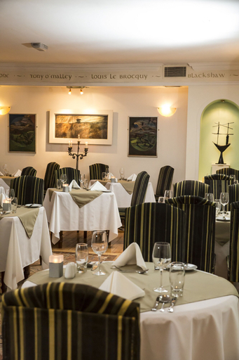 Food & Drinks 5, Brandon House Hotel