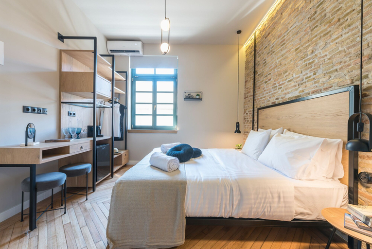 Bedroom 4, Moon And Stars Athens, Attica