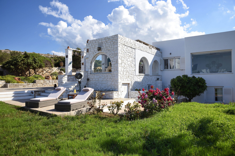 Exterior & Views 2, Amalgam Homes Paros Beachfront Villa, South Aegean