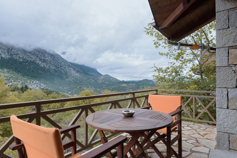 Others 5, Parnassus Dreamwood Chalet, Central Greece
