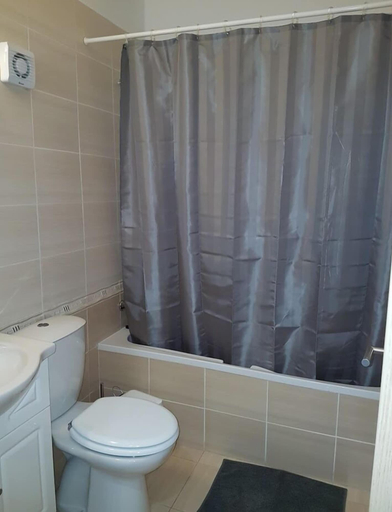 Bathroom 3, Marand Apartment BF15