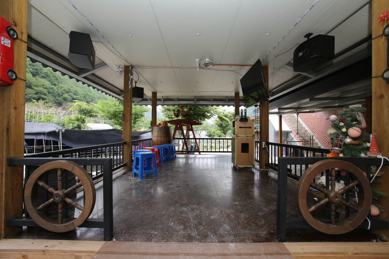 Food & Drinks 5, Daedunsan Four Seasons Pension, Geumsan