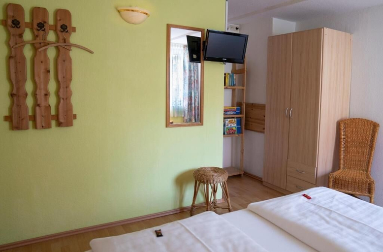 Bedroom 2, Ferienwohnung Reifberg, Ilm-Kreis