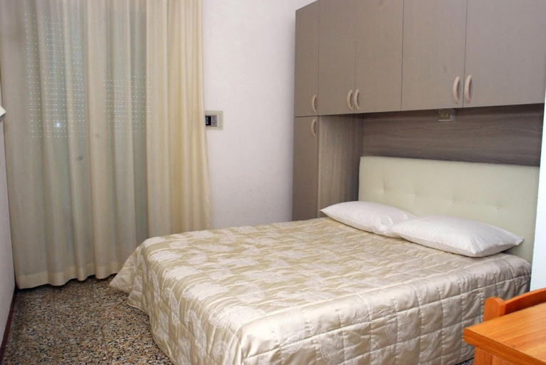 Bedroom 3, Elsa, Ravenna
