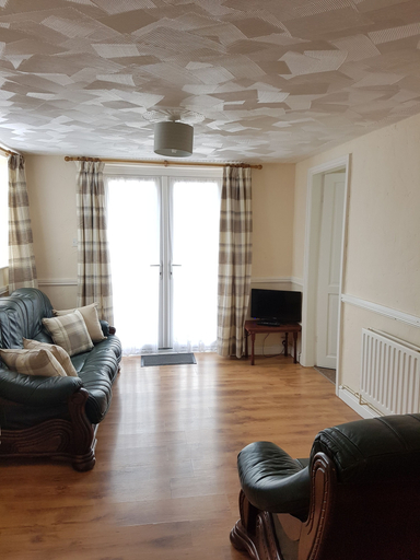 Others 5, Holly Cottage, Lincolnshire