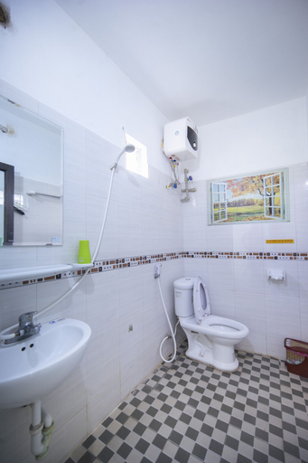 Bathroom 4, Galaxy Airport Hotel, Sóc Sơn
