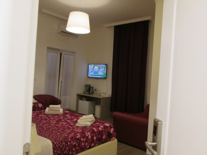 Bedroom 5, Trevi Elegance Suite, Rome