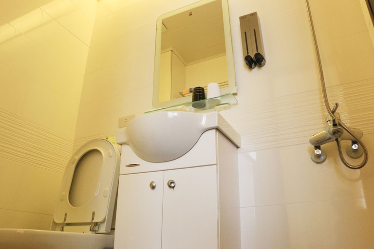 Bathroom 3, Buda Banai Homestay, Taitung