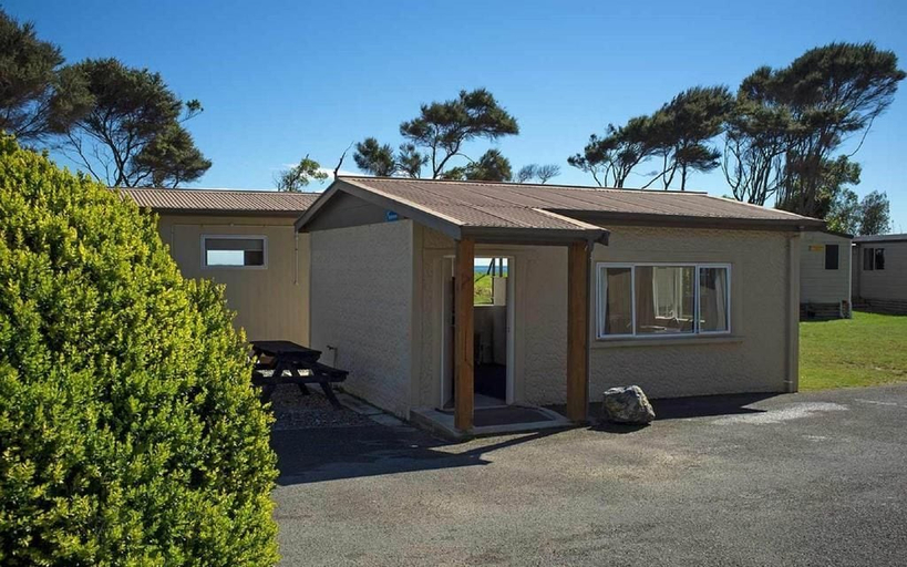 Exterior & Views 2, Pohara Beach Top 10 Holiday, Tasman