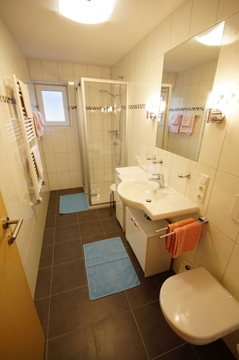 Bathroom 4, Ferienhaus Mott, Reutte