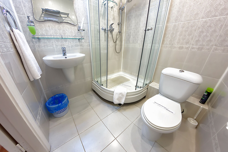 Bathroom 3, Avrora, Khabarovskiy rayon